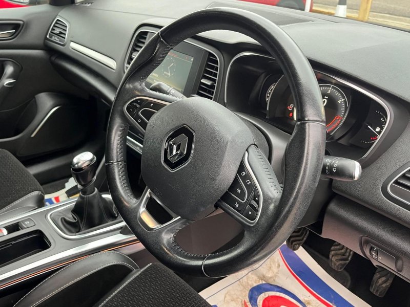RENAULT MEGANE