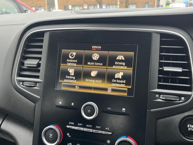 RENAULT MEGANE