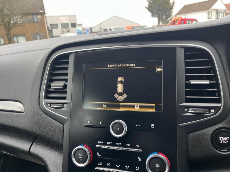 RENAULT MEGANE