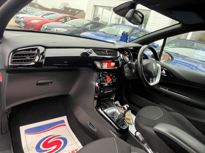 CITROEN DS3