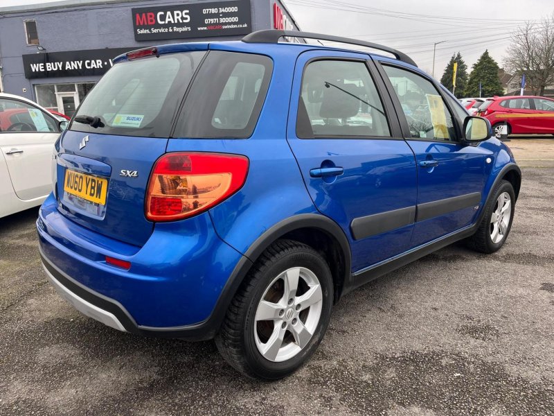 SUZUKI SX4