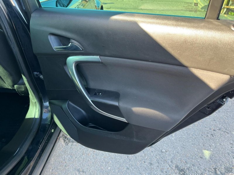 VAUXHALL INSIGNIA