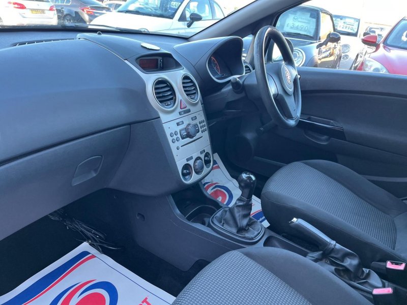 VAUXHALL CORSA