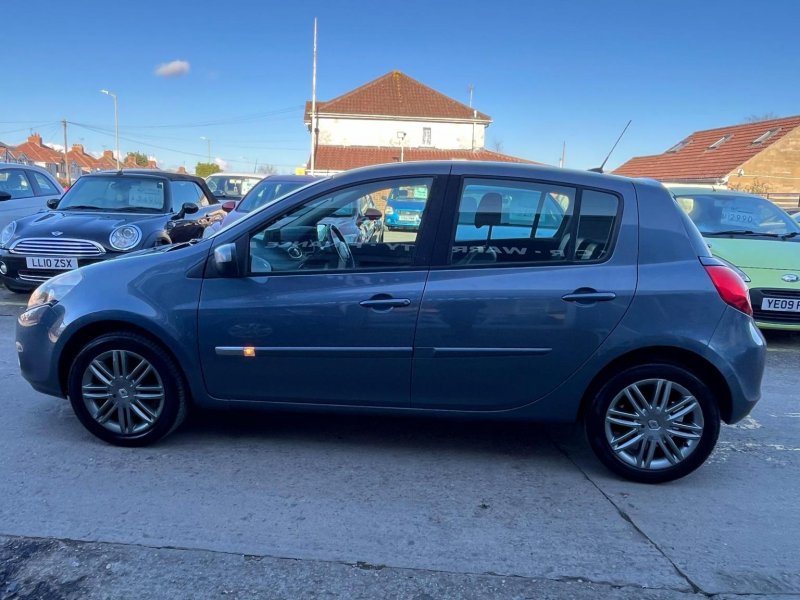 RENAULT CLIO
