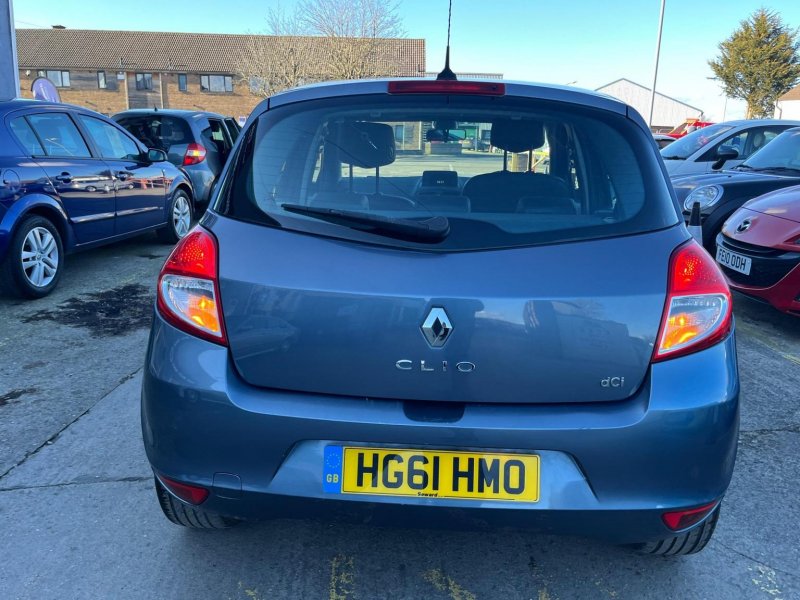 RENAULT CLIO