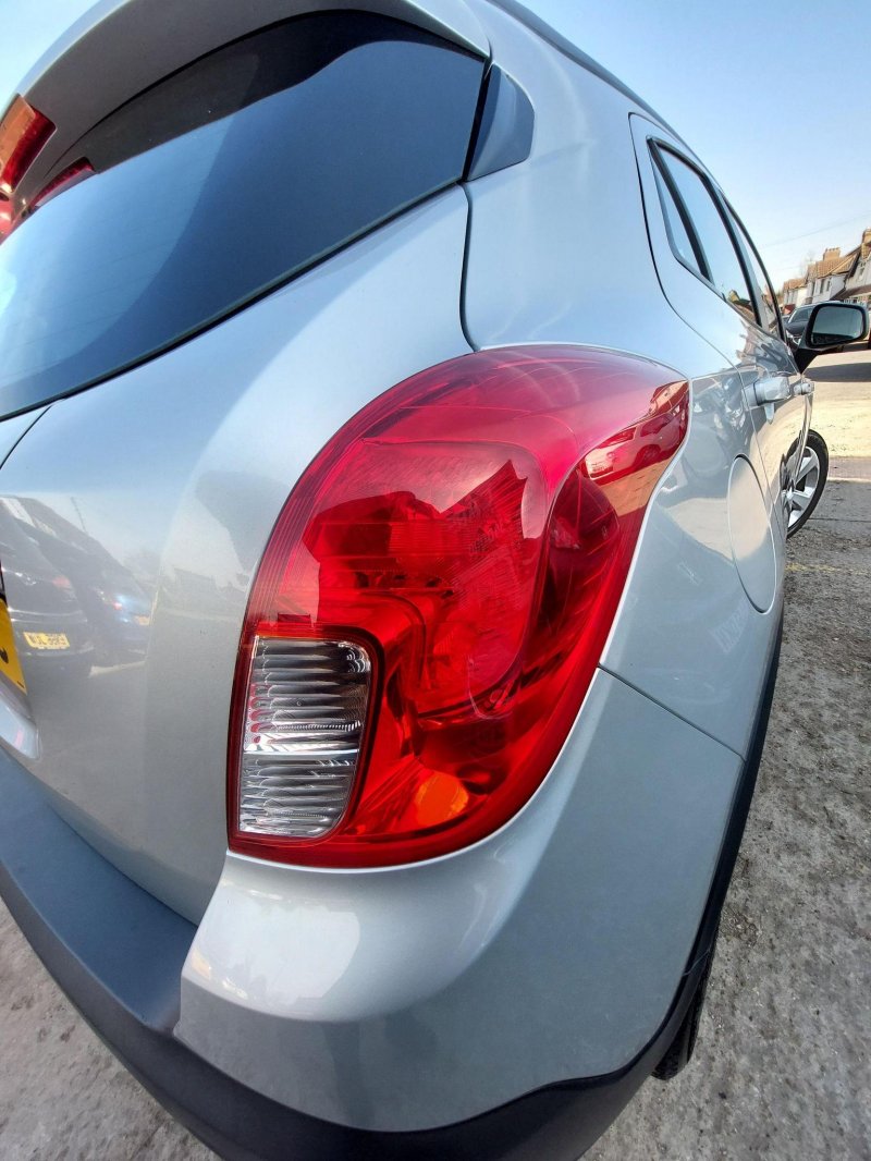 VAUXHALL MOKKA