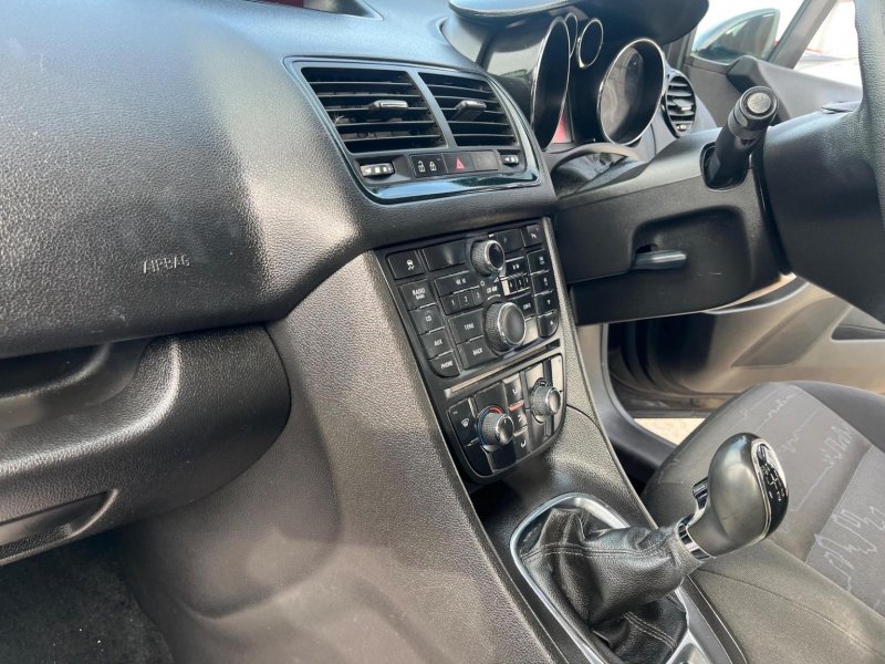 VAUXHALL MERIVA