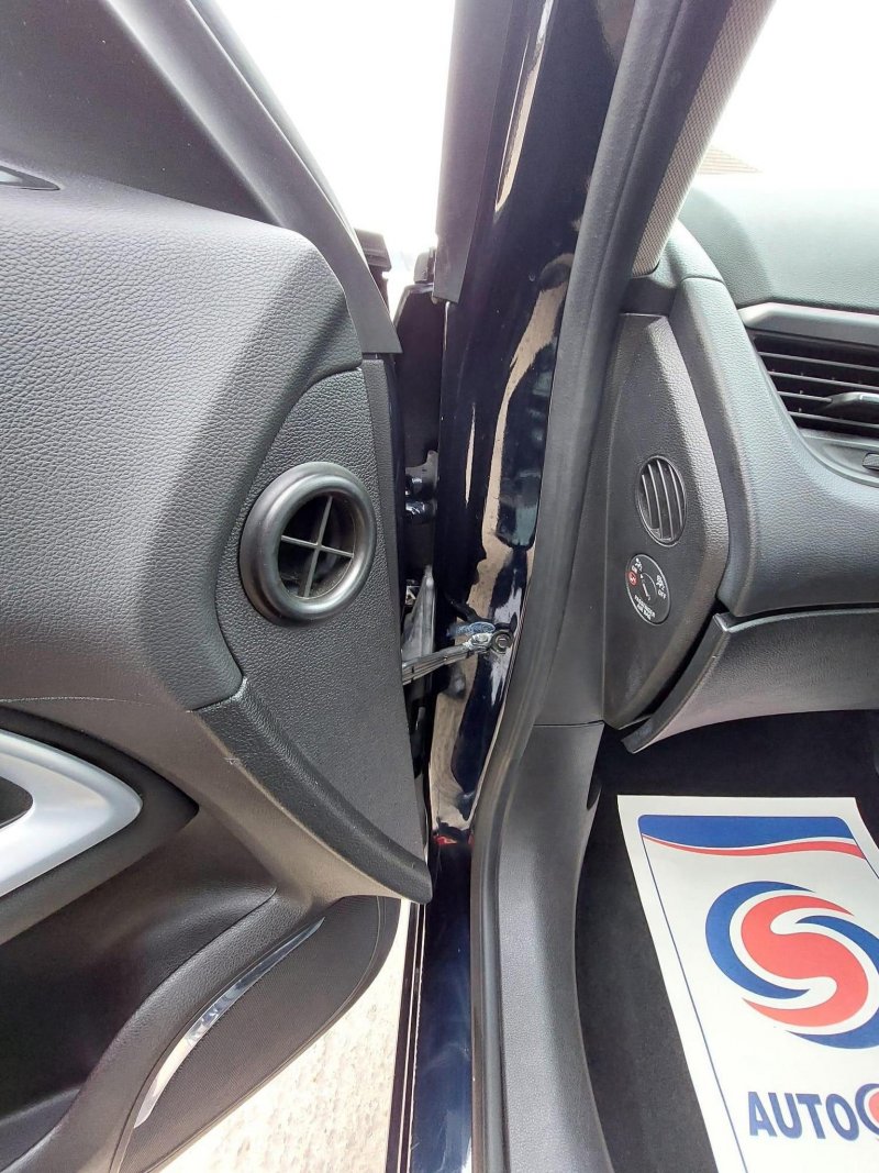 VAUXHALL ZAFIRA TOURER