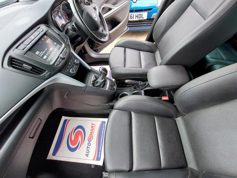 VAUXHALL ZAFIRA TOURER
