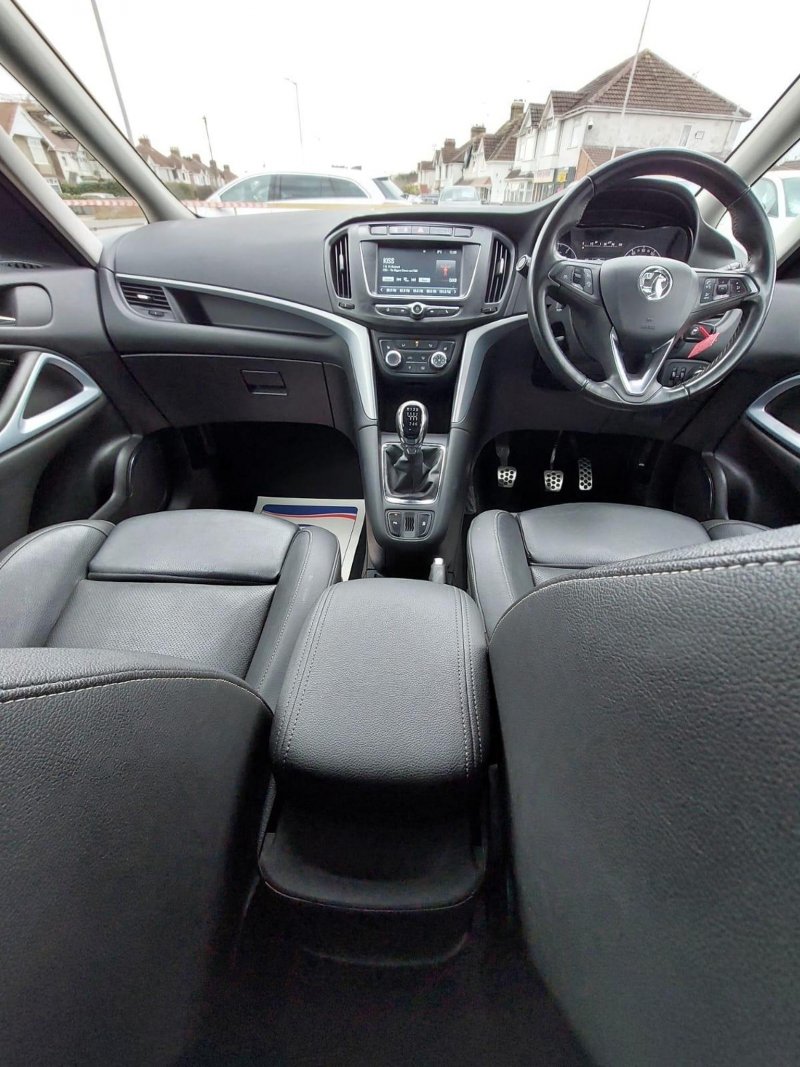 VAUXHALL ZAFIRA TOURER