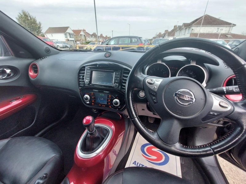 NISSAN JUKE