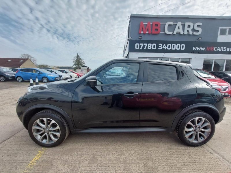 NISSAN JUKE