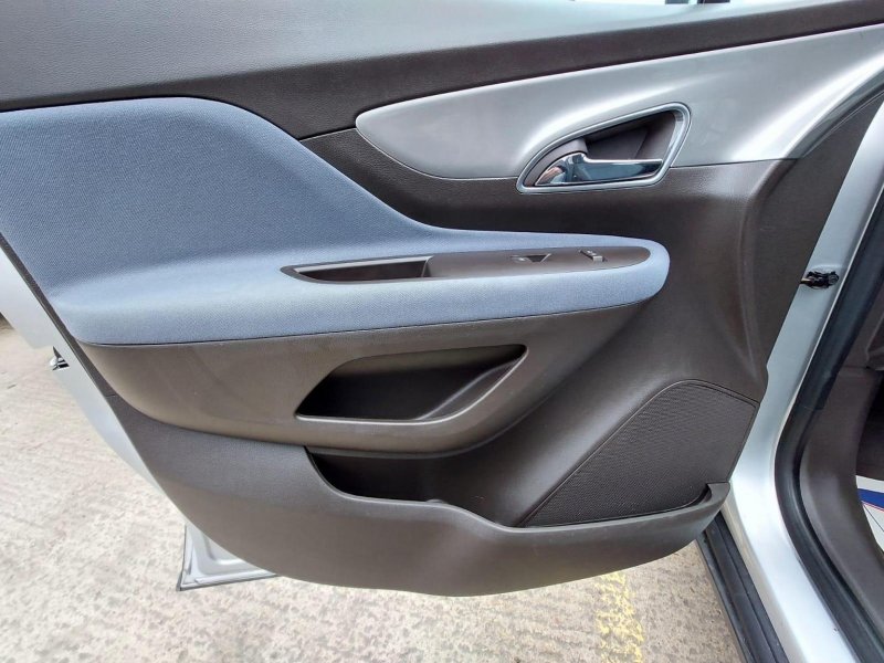 VAUXHALL MOKKA