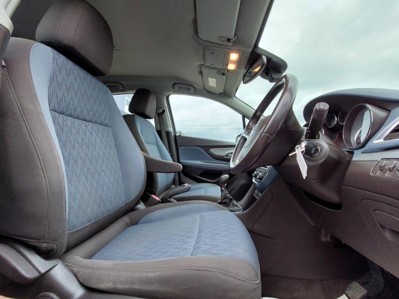 VAUXHALL MOKKA
