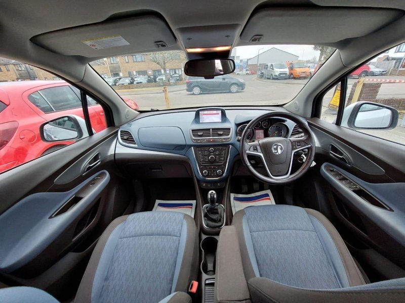VAUXHALL MOKKA