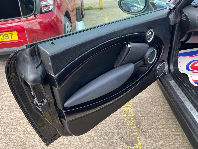 MINI CONVERTIBLE