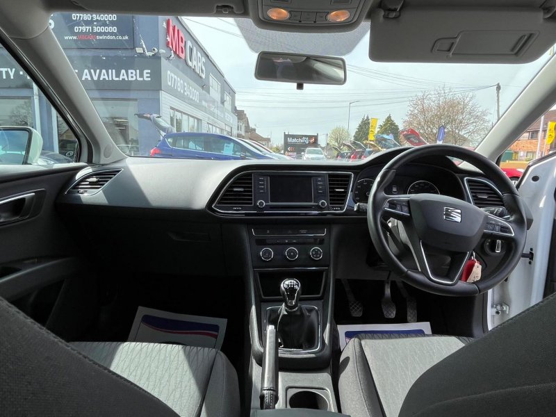 SEAT LEON