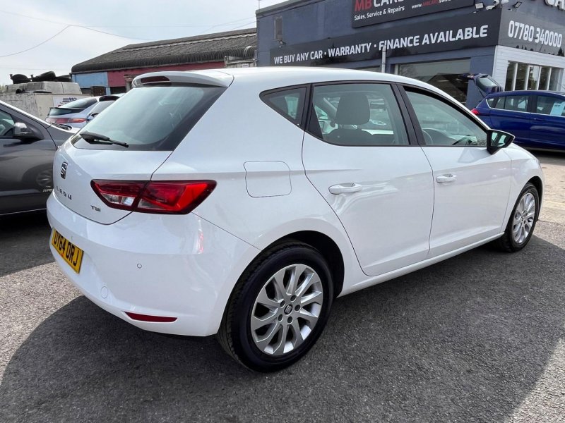 SEAT LEON
