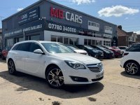 VAUXHALL INSIGNIA