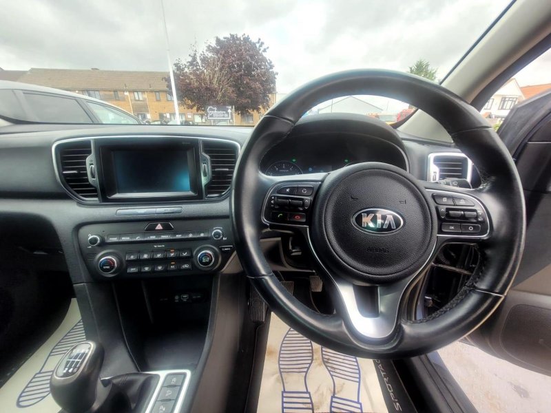 KIA SPORTAGE