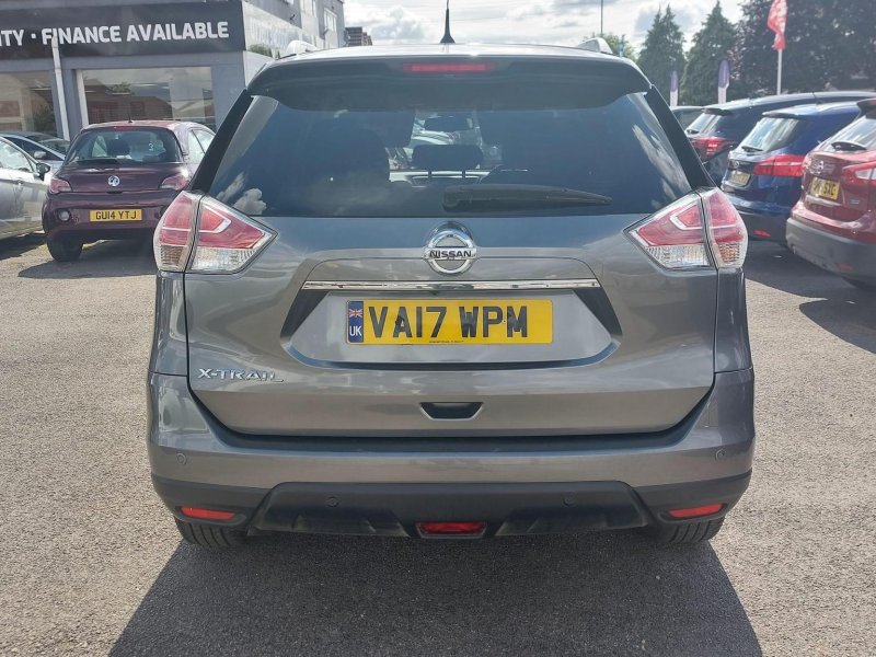 NISSAN X-TRAIL