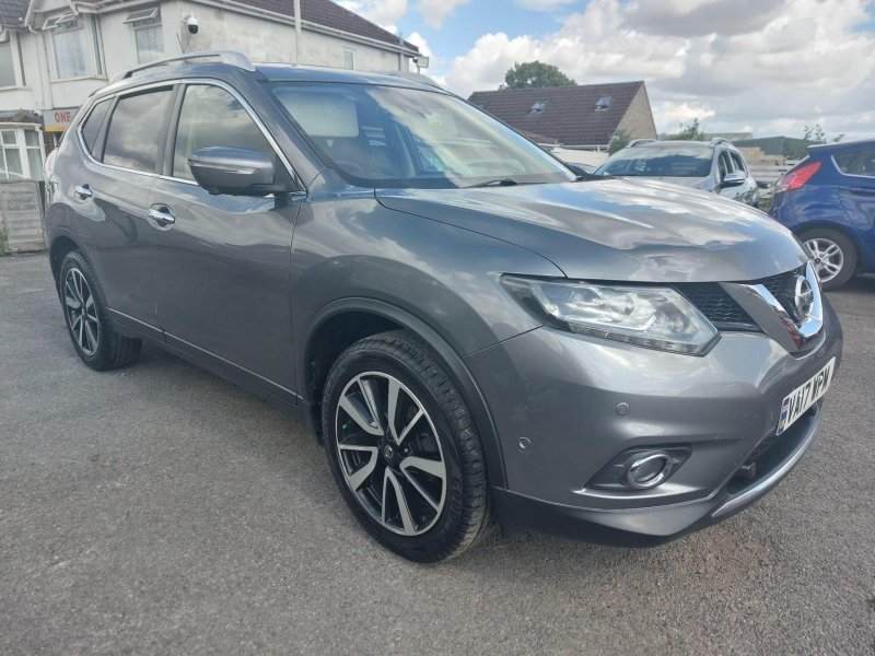 NISSAN X-TRAIL