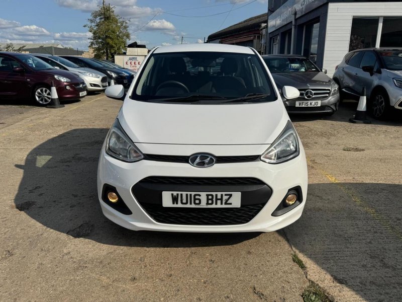 HYUNDAI I10