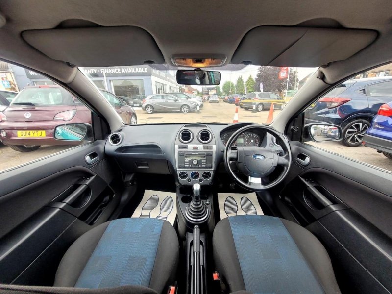 FORD FIESTA